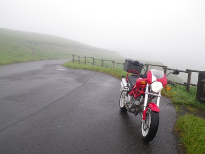 DUCATi Monster