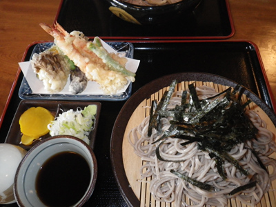 ハイエーストランポ