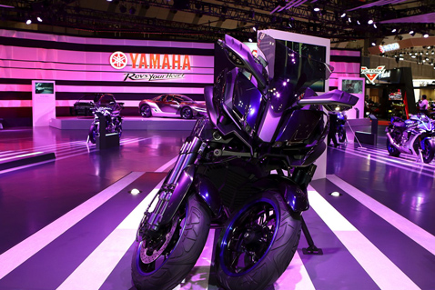 YAMAHA MWT-9