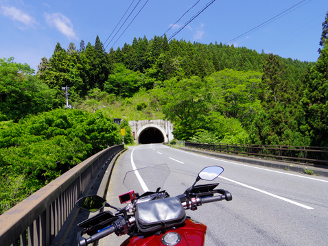 YAMAHA MT-09 TRACER