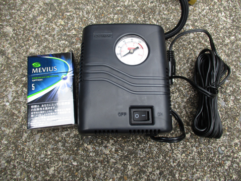 DC12V エアコンプレッサー