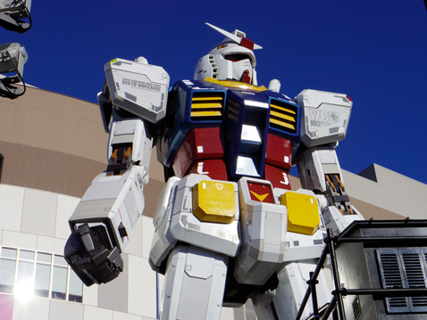 ガンダムフロント